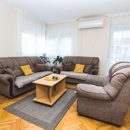 Apartamento LOTUS  Vrnjačka Banja Exterior foto
