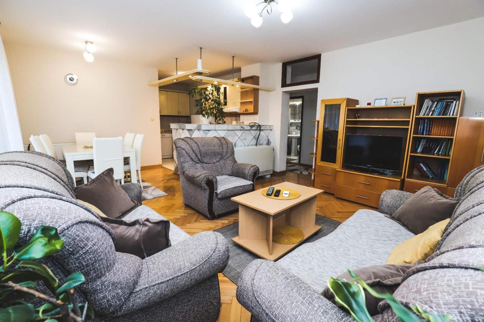 Apartamento LOTUS  Vrnjačka Banja Exterior foto