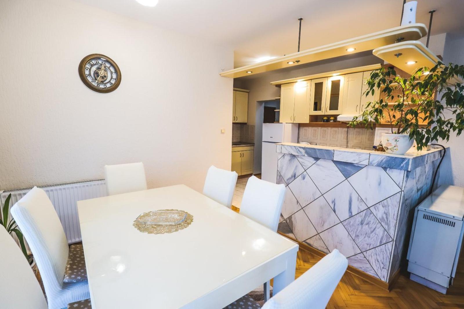 Apartamento LOTUS  Vrnjačka Banja Exterior foto