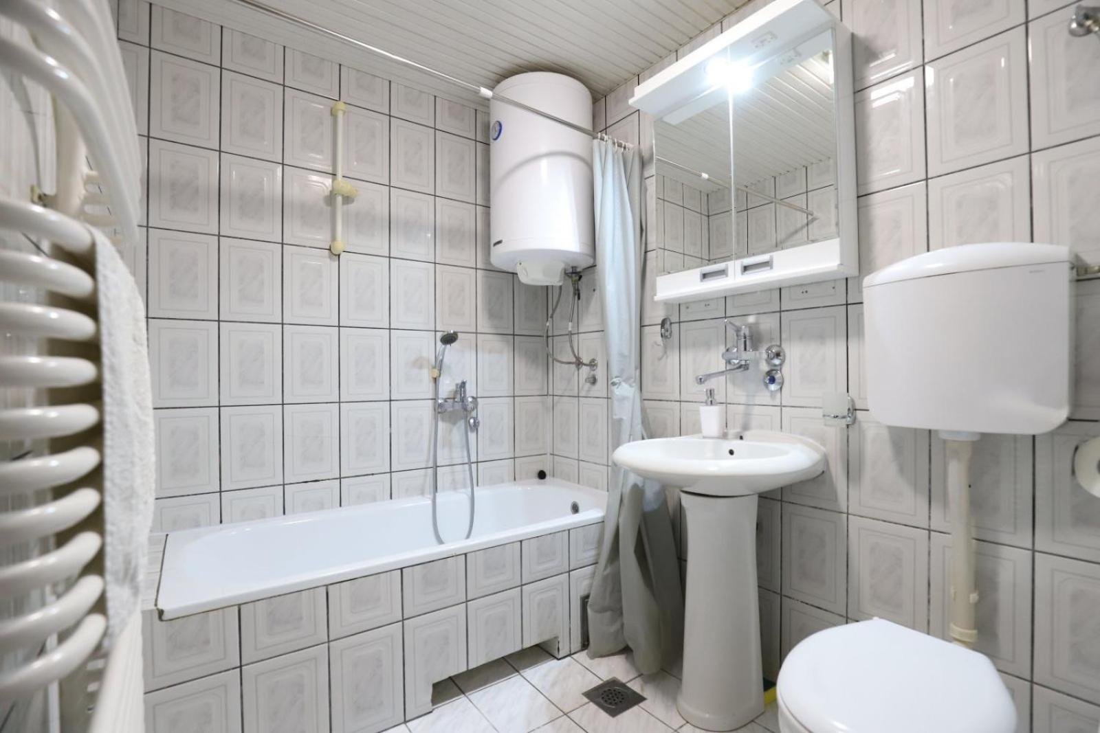 Apartamento LOTUS  Vrnjačka Banja Exterior foto