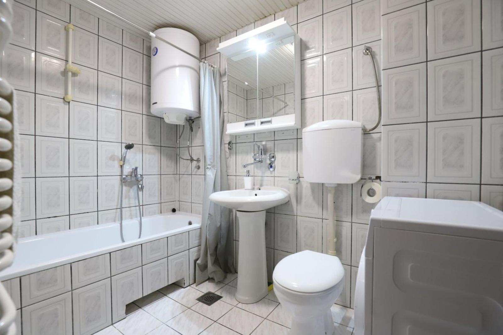 Apartamento LOTUS  Vrnjačka Banja Exterior foto