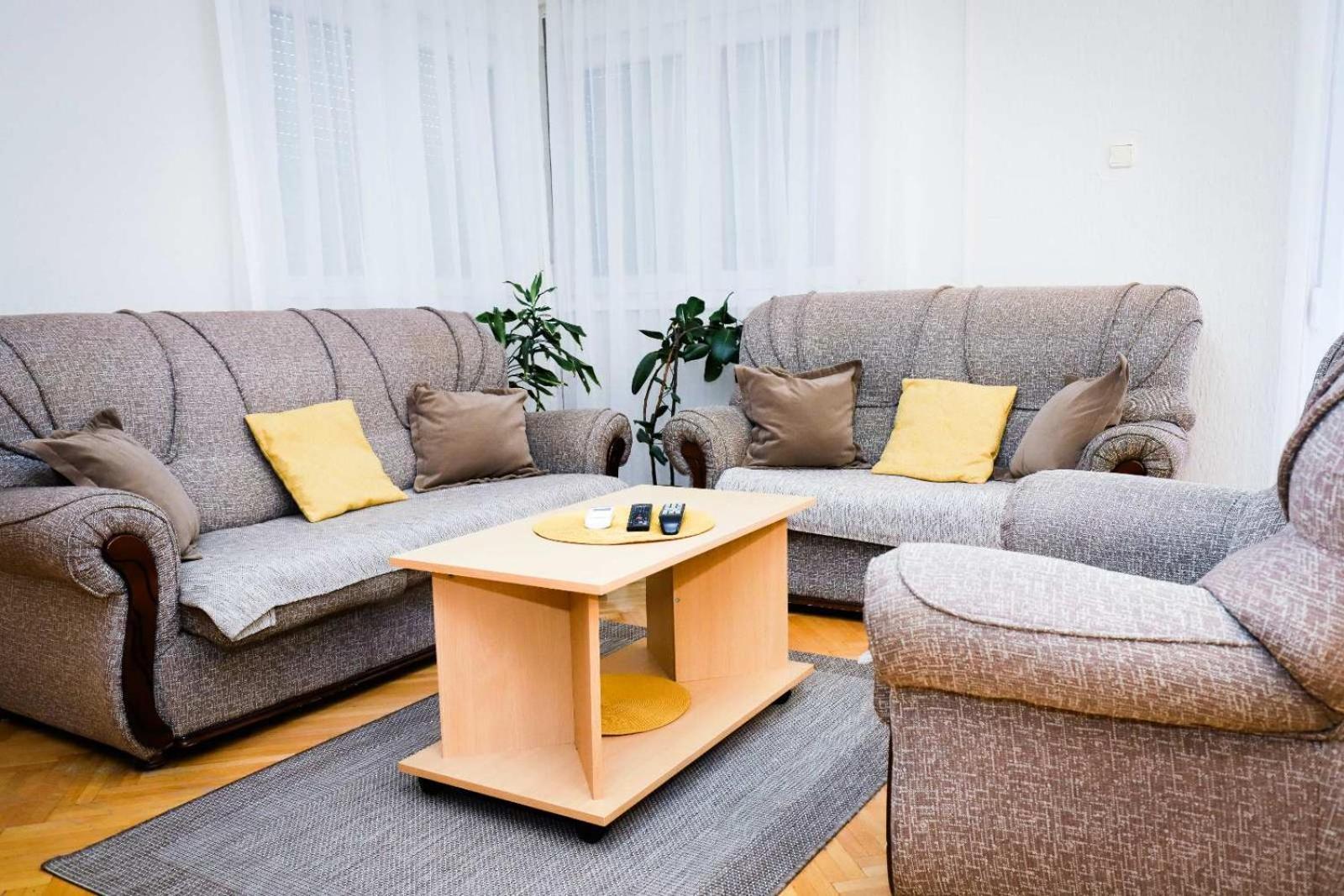Apartamento LOTUS  Vrnjačka Banja Exterior foto
